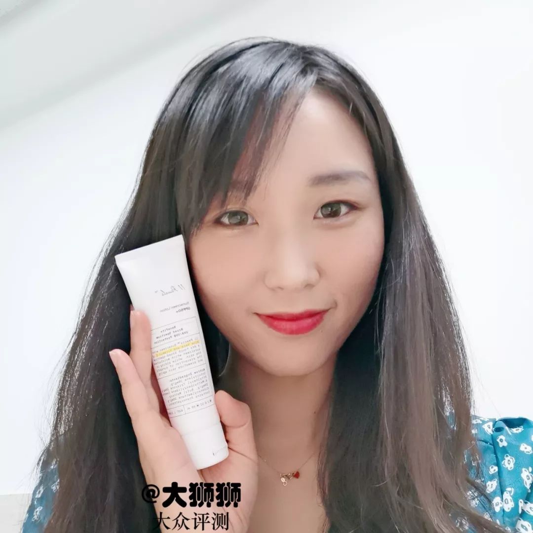 【真人亲测】轻薄至极！冬天用也毫无压力的SPF50+防晒霜！